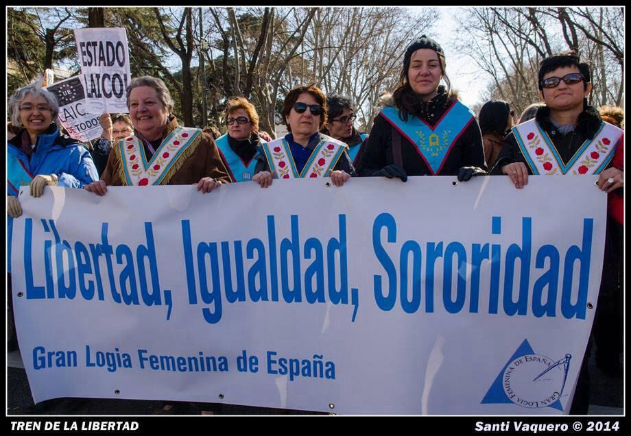 1010385_590929797641773_1488514639_n