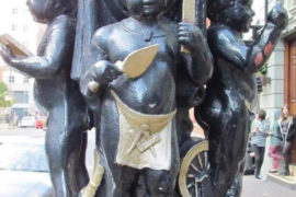 PHOTO – LAMPADAIRE MAÇONNIQUE A BELFAST