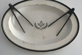 FAÏENCE MAÇONNIQUE EN VENTE