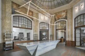 UN ANCIEN TEMPLE MACONNIQUE RECONVERTI EN « TEMPLE DE LA VIANDE »