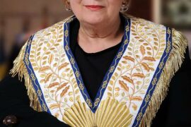 CHRISTIANE VIENNE REELUE GRAND MAÎTRE DE LA GLMF