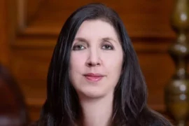 GRANDE LOGE D’ANGLETERRE : UNE FEMME DIRECTRICE DE COMMUNICATION ET DU MARKETING