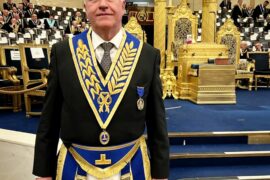 LE GRAND MAÎTRE DE LA GLNF, PREMIER GRAND SURVEILLANT DE LA GLUA