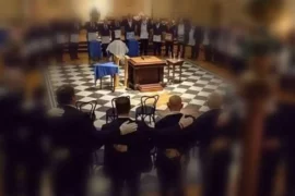 LA FRANC-MAÇONNERIE NE SÉPARE PAS LES HOMMES, ELLE LES UNIT