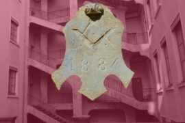 MAISON DES CANUTS ET TRABOULES SUR LE THEME DES LOGES MACONNIQUES