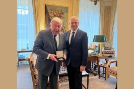 REMISE DE LA MÉDAILLE DE LA GLDF À GÉRARD LARCHER