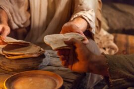 DIFFÉRENCE ENTRE LA PÂQUE JUIVE ET LA PÂQUE CHRÉTIENNE