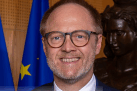  » CONSTANTE VEILLE ET DEFENSE DE LA LAÏCITE » DIXIT LE GRAND MAÎTRE DU GODF