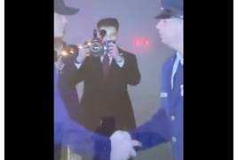 USA – UNE POIGNÉE DE MAIN « MACONNIQUE » ET INTERNET VOIT ENCORE DES FRANCS-MAÇONS PARTOUT