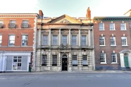 ANCIEN TEMPLE MAÇONNIQUE DE NORWICH MIS EN VENTE | DIAPORAMA