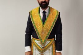 GUILLAUME TRICHARD REDEVIENT GRAND MAÎTRE DU GRAND ORIENT DE FRANCE : UNE NOUVELLE ANNÉE MAÇONNIQUE SOUS LE SIGNE DE L’ENGAGEMENT